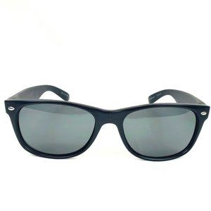 Surf & Sport Classic Black Rectangle Sunglasses Black Polarized Lens ES572